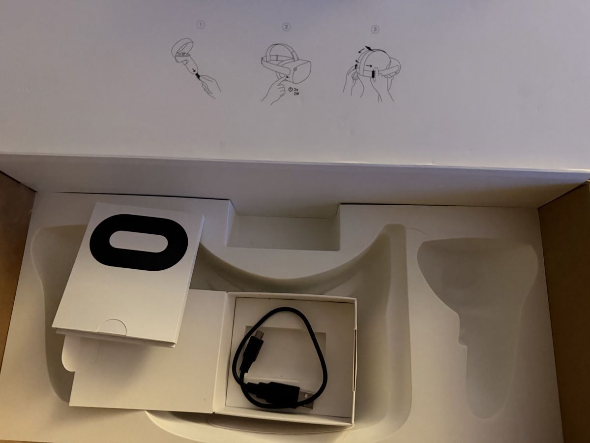 Meta Casco VR: Casque VR Oculus Quest 2 complet 256 GB – Usato da Aubonne venduto da dm2_8mm7 5