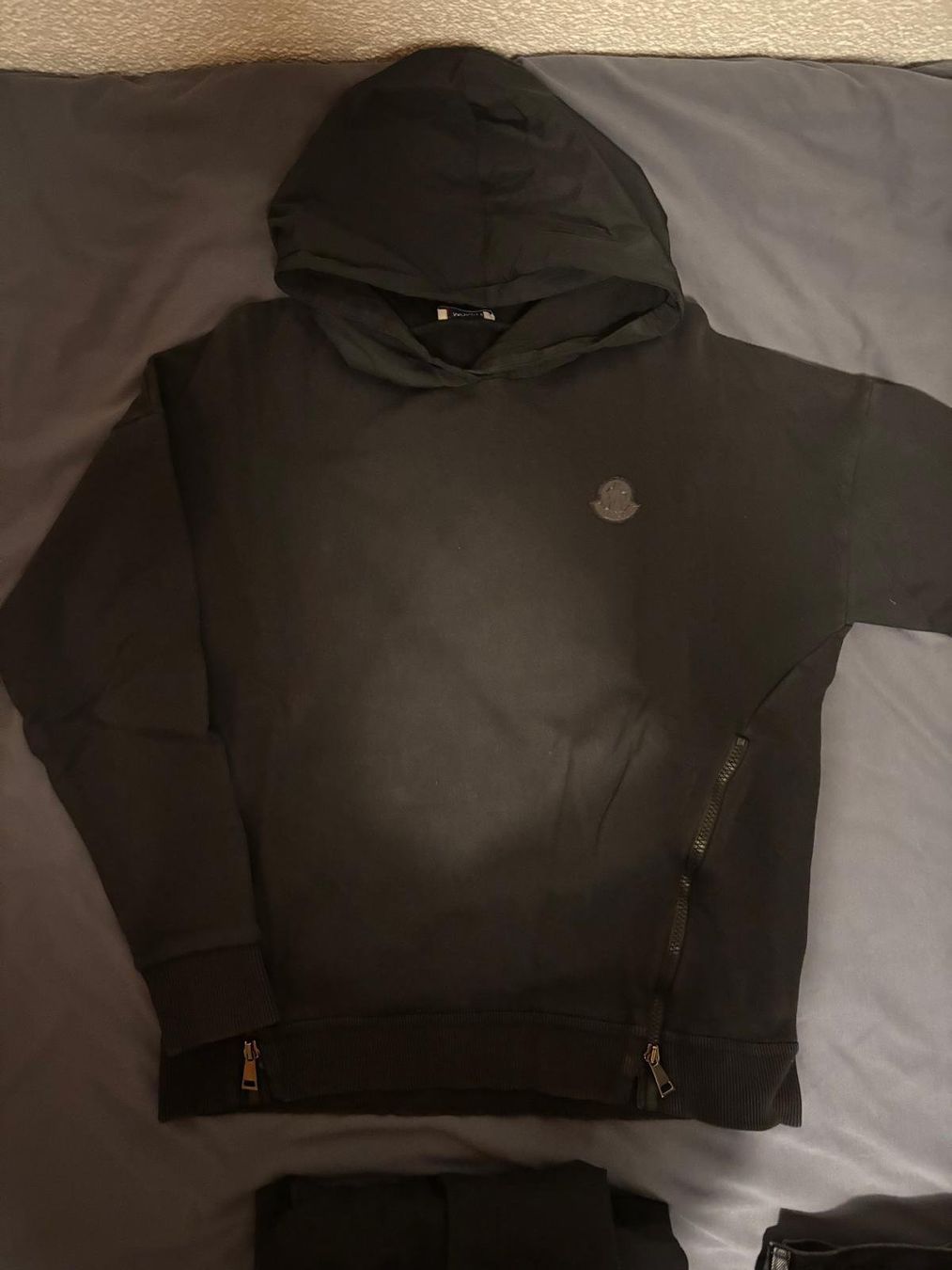 Pulls & Sweat-shirts: Moncler Pullover – D'occasion à Stettlen par jas_m8ld