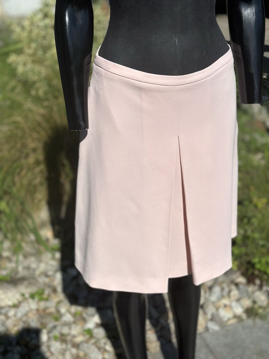 Max Mara Gonne: MaxMara pink pleated skirt, S – Usato da Zufikon venduto da Modestil365 4