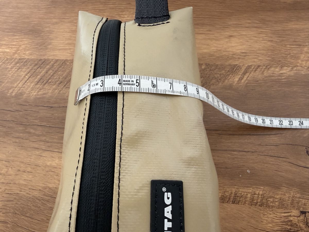 Freitag Custodie per cosmetici: FREITAG F35 CHEYENNE – Usato da Brügg BE venduto da Goob 7