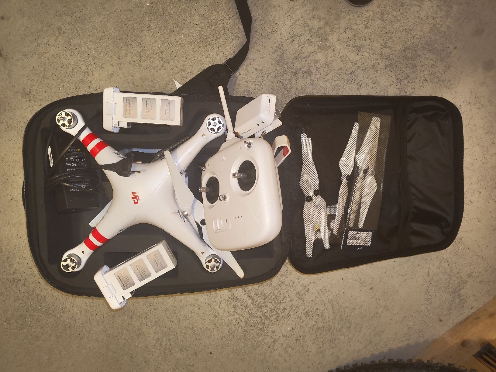 Akkus, Ladegeräte & Netzgeräte: DJI Phantom 3 Standard Deine (read description) – Gebraucht aus Gisikon von arb_7pkz 1