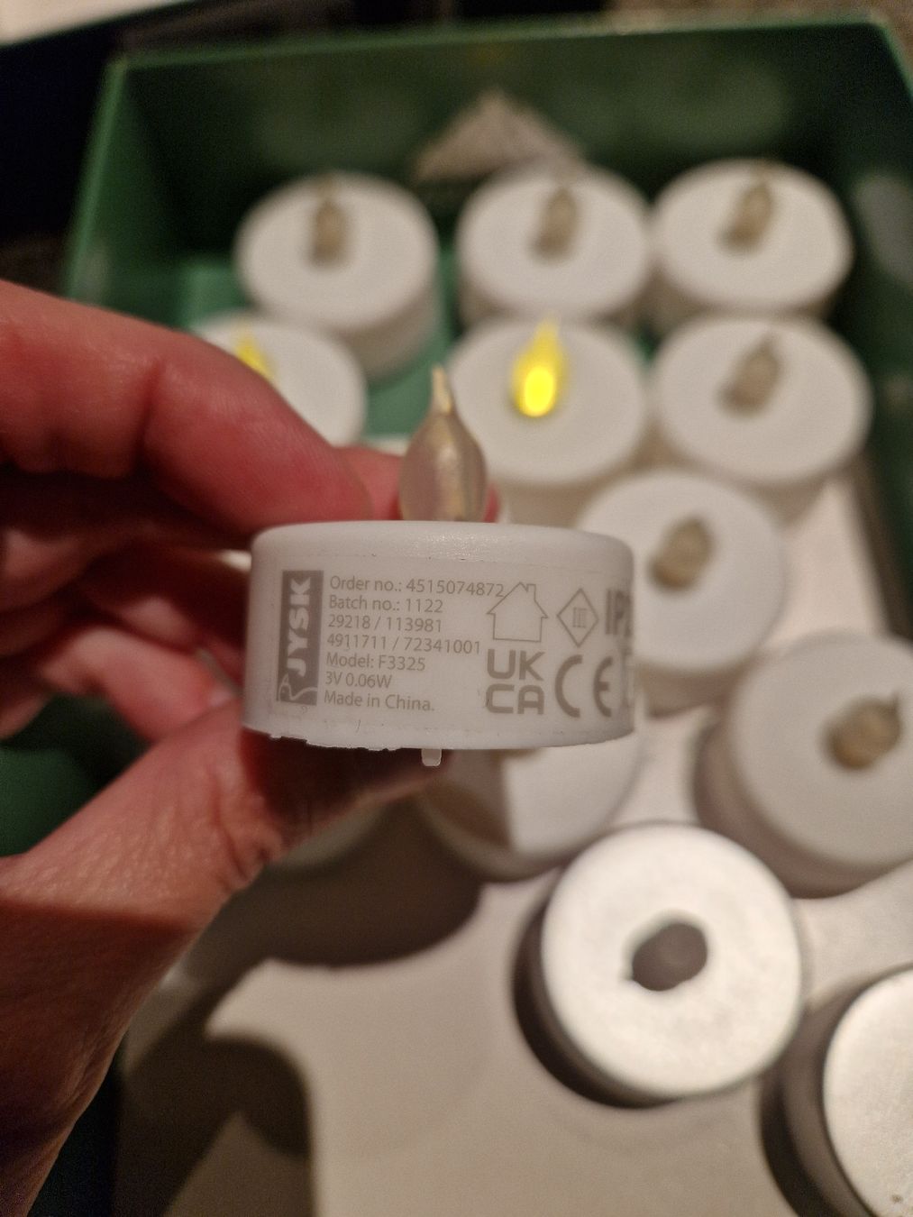 Bougies: 14 elektronische Teelichter mit Timerfunktion – D'occasion à Niederrohrdorf par Miripfiri 3