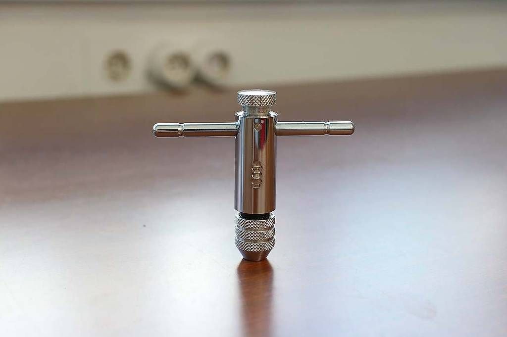 Tous les outils: KWB Werkzeughalter M3-10 – D'occasion à Biel/Bienne par Fischera