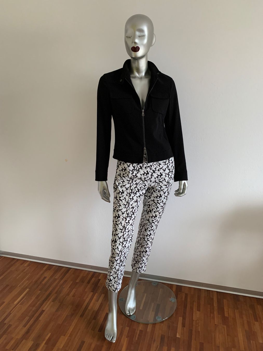 Max Mara Jacken: MaxMara Weekend: Chic und lässig - schwarzer Blazer, 36 – Neu (gemäss Beschreibung) aus Luzern von paulablue 2