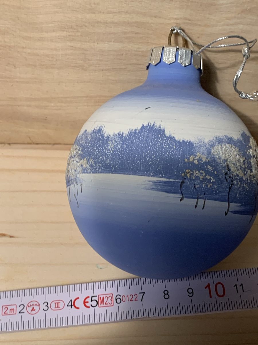 Tutte le decorazioni: Handbemalte Weihnachtskugel Winterlandschaft – Nuovo e nell'imballaggio originale da Erlenbach ZH venduto da Ritschly 1
