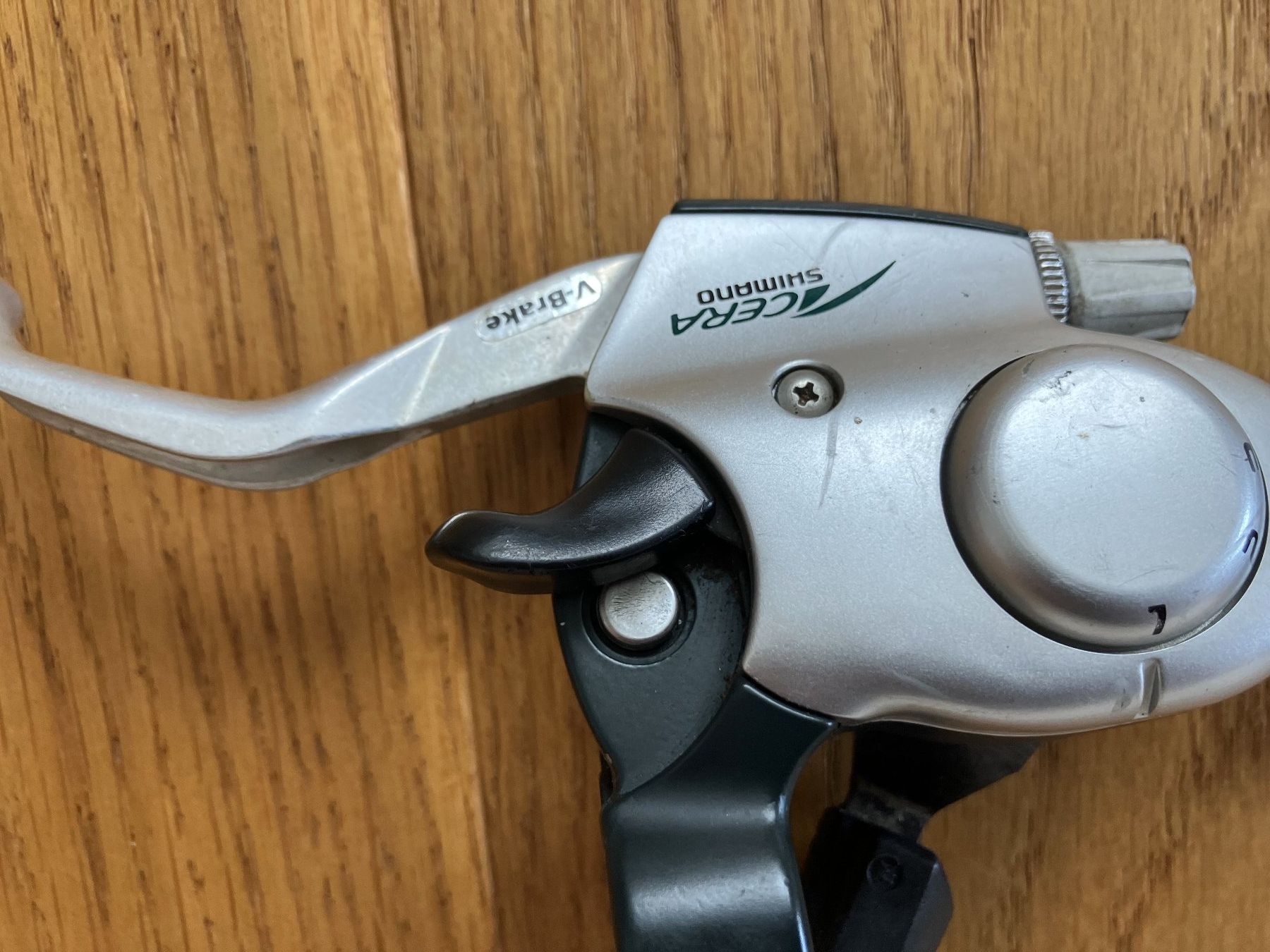 Pezzi di ricambio: Shimano Acera Brems/Schaltgriffe – Usato da Obermumpf venduto da Estrela67 1