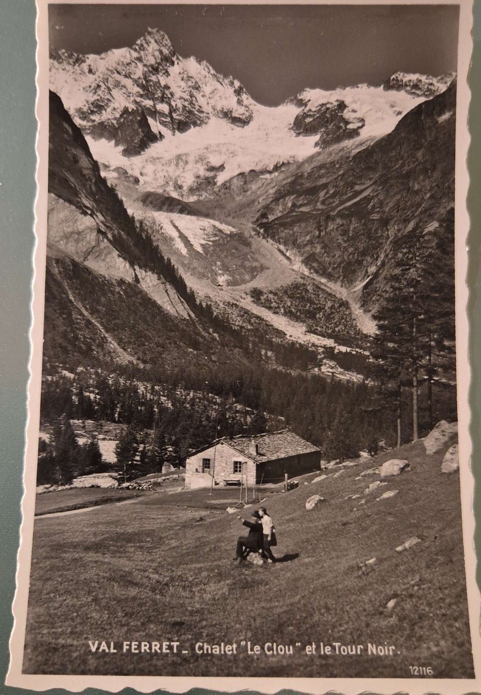 Cartoline postali: Val Ferret, Chalet "Le Clou" – Usato da La Sarraz venduto da Pelletf