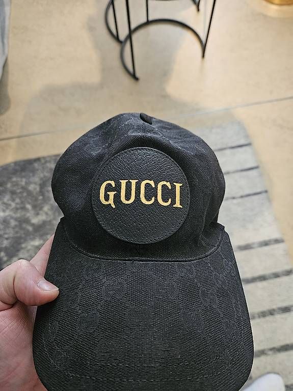 Altro in  Abbigliamento & Accessori: Gucci Cap – Usato da Dottikon venduto da damianolucia98