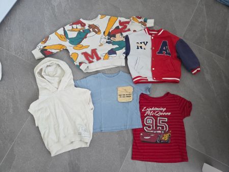 Diverse Kinder / Baby Kurzarm T-Shirt / Pullover Gr. 92-104