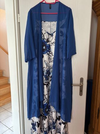 Kleid mit Bolero blau/weiss geblümt Grösse M neu