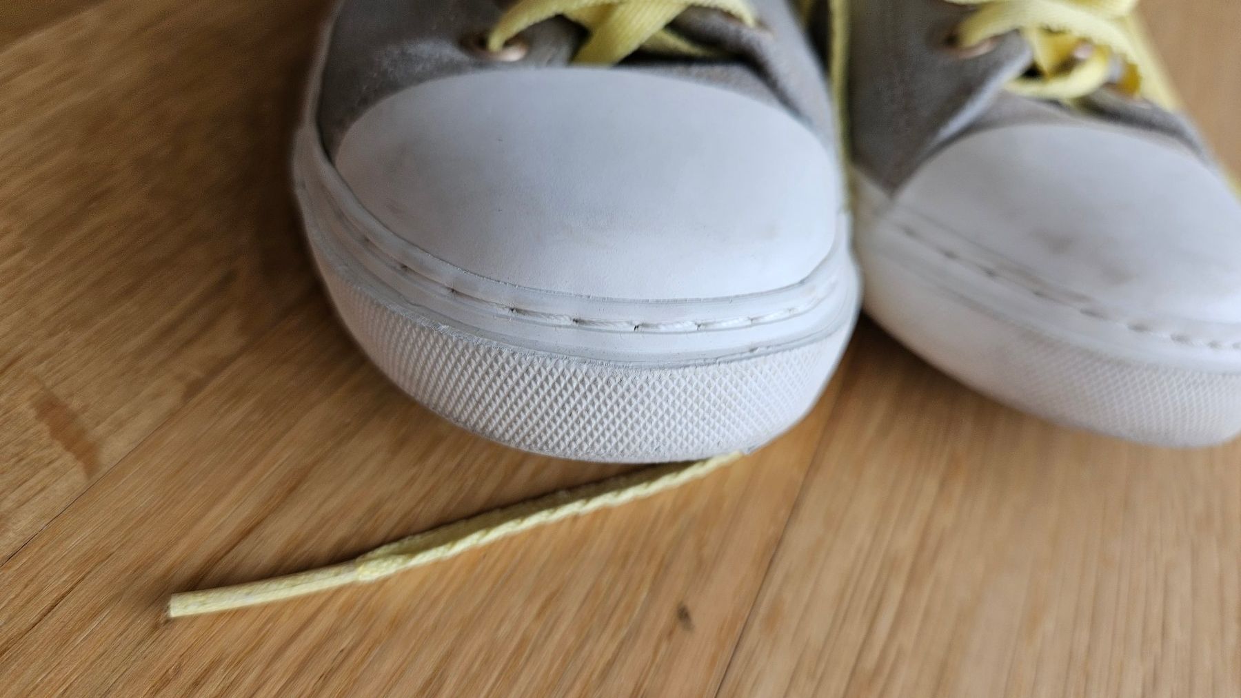 Scarpe per ragazze: RED Wagon Mädchen Low-Top Sneakers 32 – Usato da Gossau SG venduto da dolores_x 7