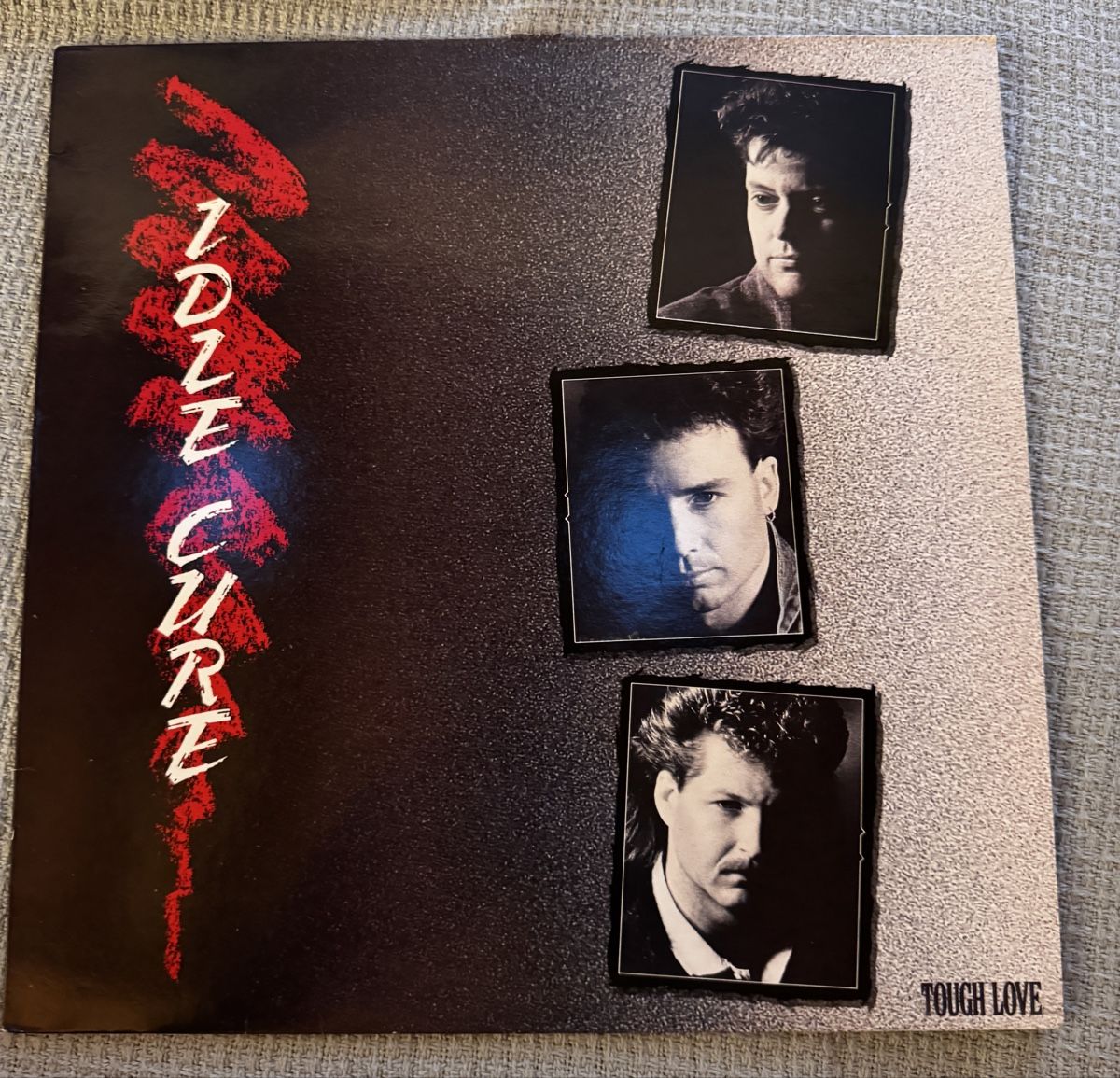 Dischi in vinile: LP Idle Cure - Tough Love – Usato da Tuggen venduto da Ainslie-Man