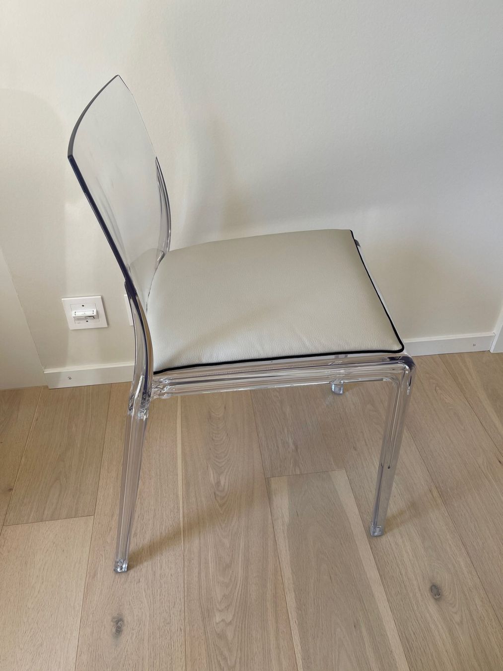 Stühle: 4 x chaises de salle à manger – Gebraucht aus Aubonne von top_j5lh 2