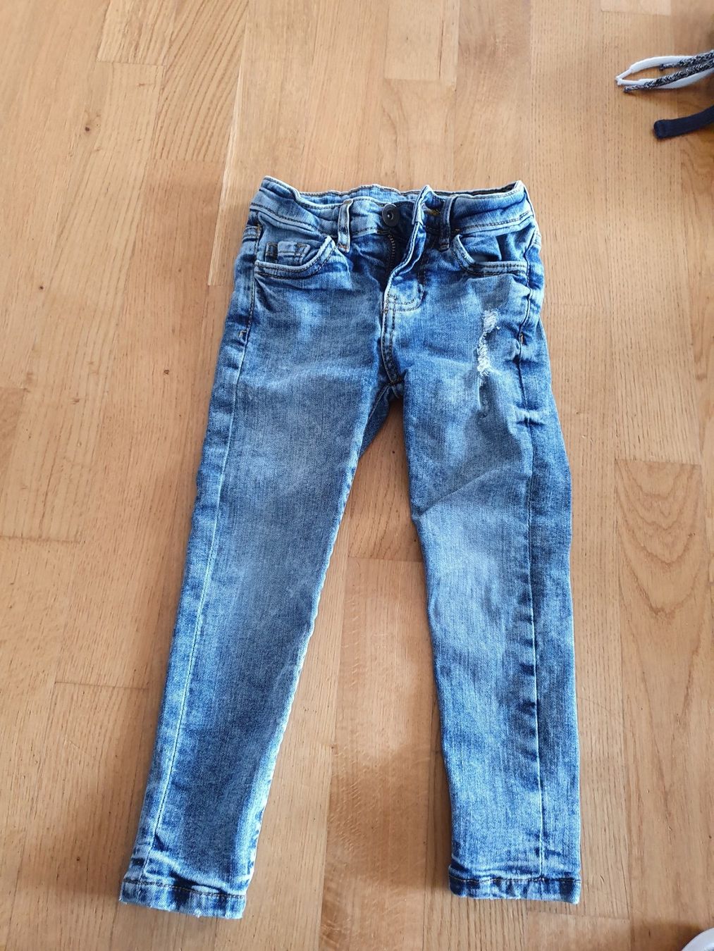Zara : Hose Grösse 98 – Usato da Rickenbach SO venduto da S.u.n.s.h.i.n.e.83