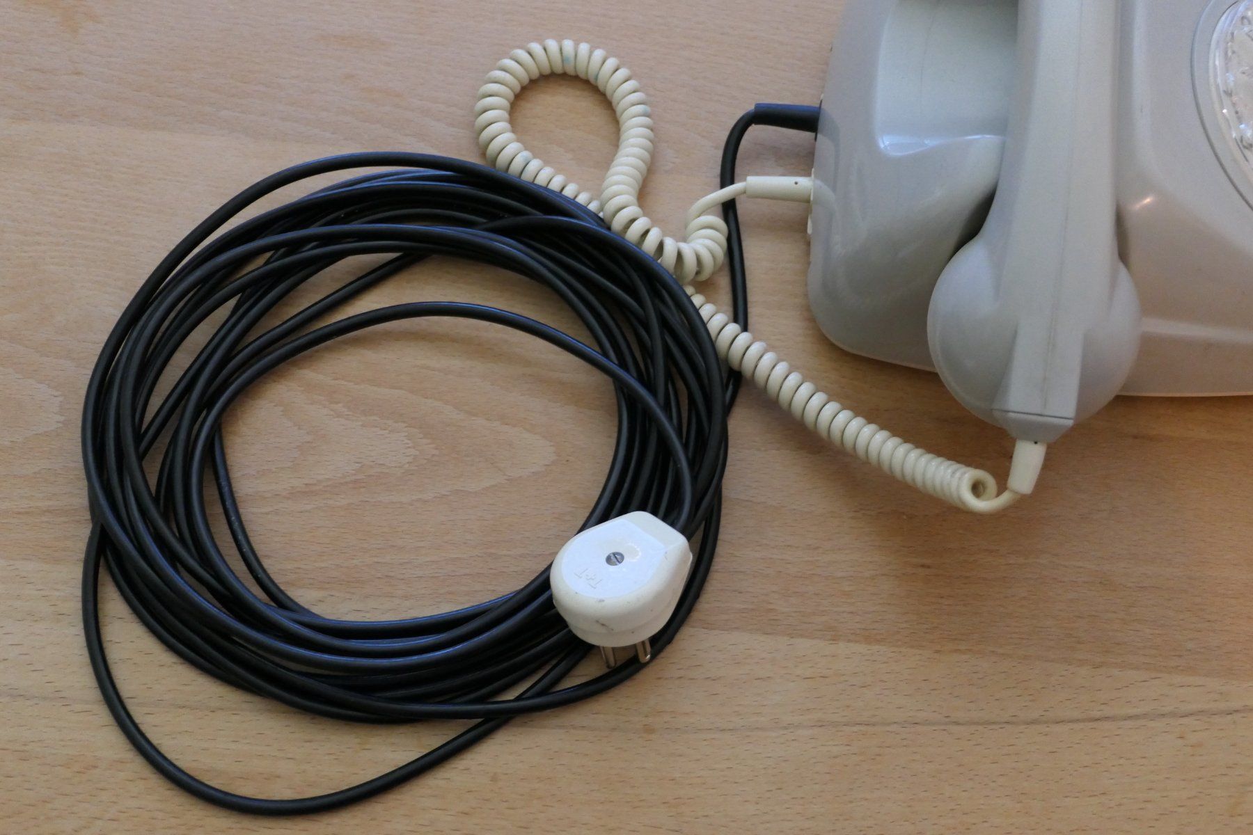 Téléphones: Wählscheibentelefon von 1977 – D'occasion à Greifensee par Freakler 1