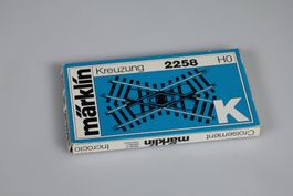 Märklin 2258 Kreuzung K-Gleis HO