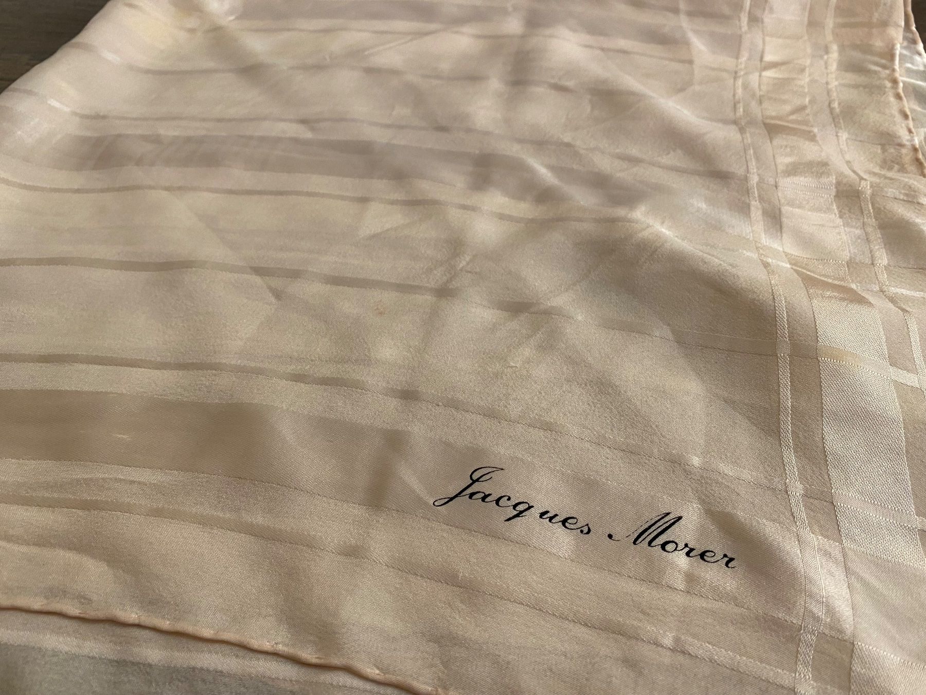 Foulard & Sciarpe: Jacques Morer Seideschal / Foulard rosa – Usato da Pratteln venduto da a23_j2gs 1