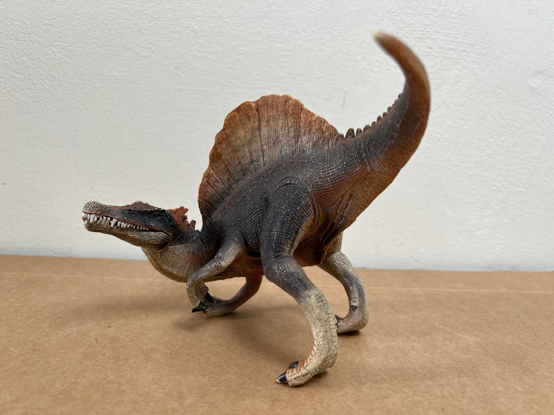 Schleich Statuette: Schleich Spinosaurus Dinosaurier Dino – Usato da Ennetbaden venduto da mapa05 6