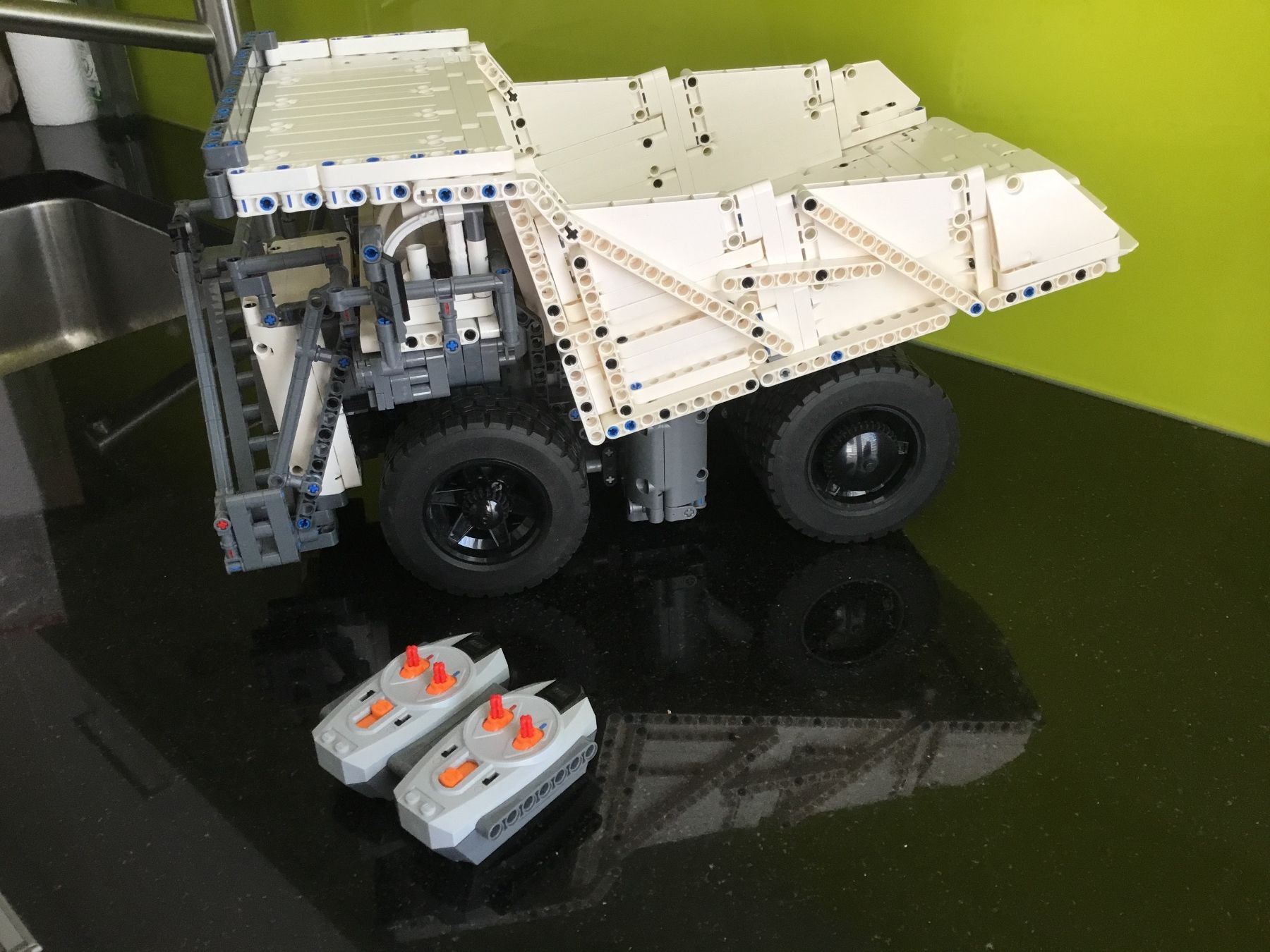 Lego Kit di costruzioni: Lego MOC Liebherr T284 – Nuovo (secondo la descrizione) da Basel venduto da Hampe1555 1