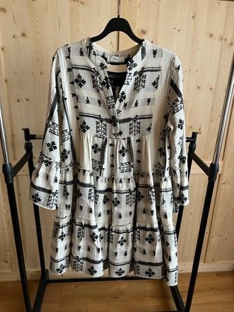 Devotion Twins Winter-Kleid weiss-schwarz Gr. XS - Chan23.7