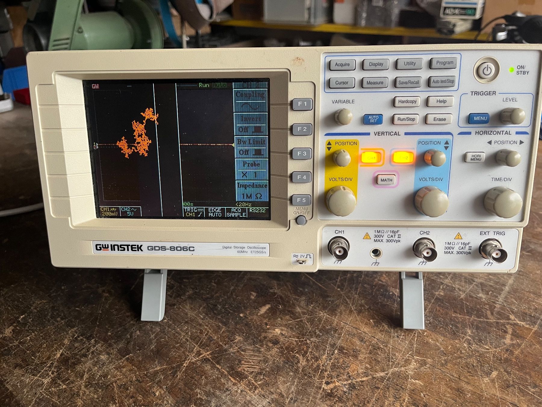 Misurare: Oscilloscope Instek GDS-806C – Difettoso da Delémont venduto da Cannonus