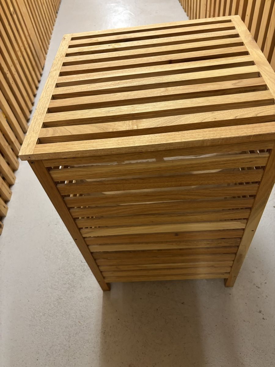 Ikea Paniers à linge: Wäschekorb IKEA  – D'occasion à Zug par Biki72