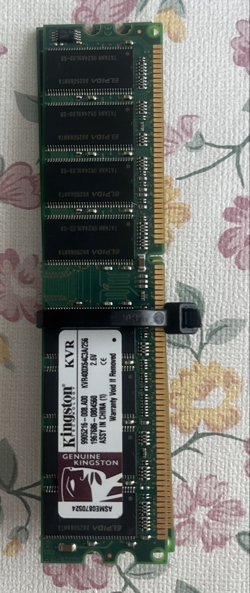 Mémoires / RAM: RAM DDR 400 2 x 512 Mo – D'occasion à Corpataux par leajsl 1