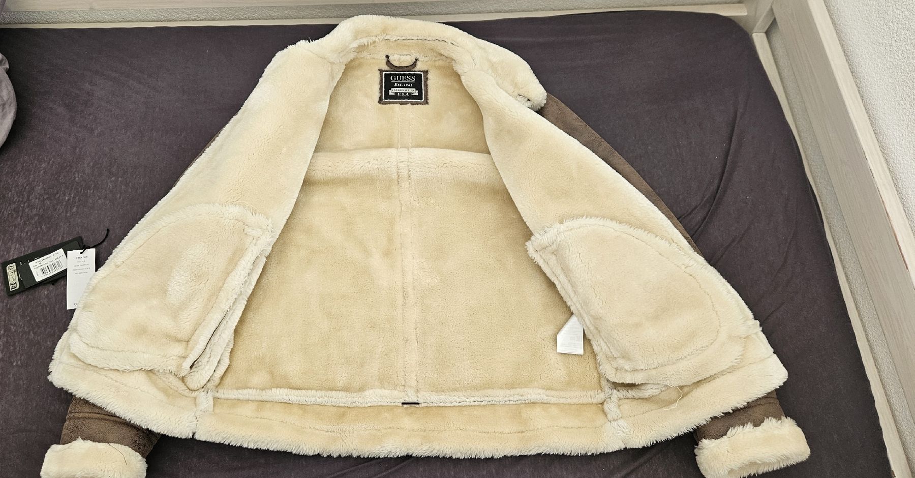 Guess Giacche: Guess Jacke M – Nuovo (secondo la descrizione) da Amriswil venduto da Mega-Toppreise 1