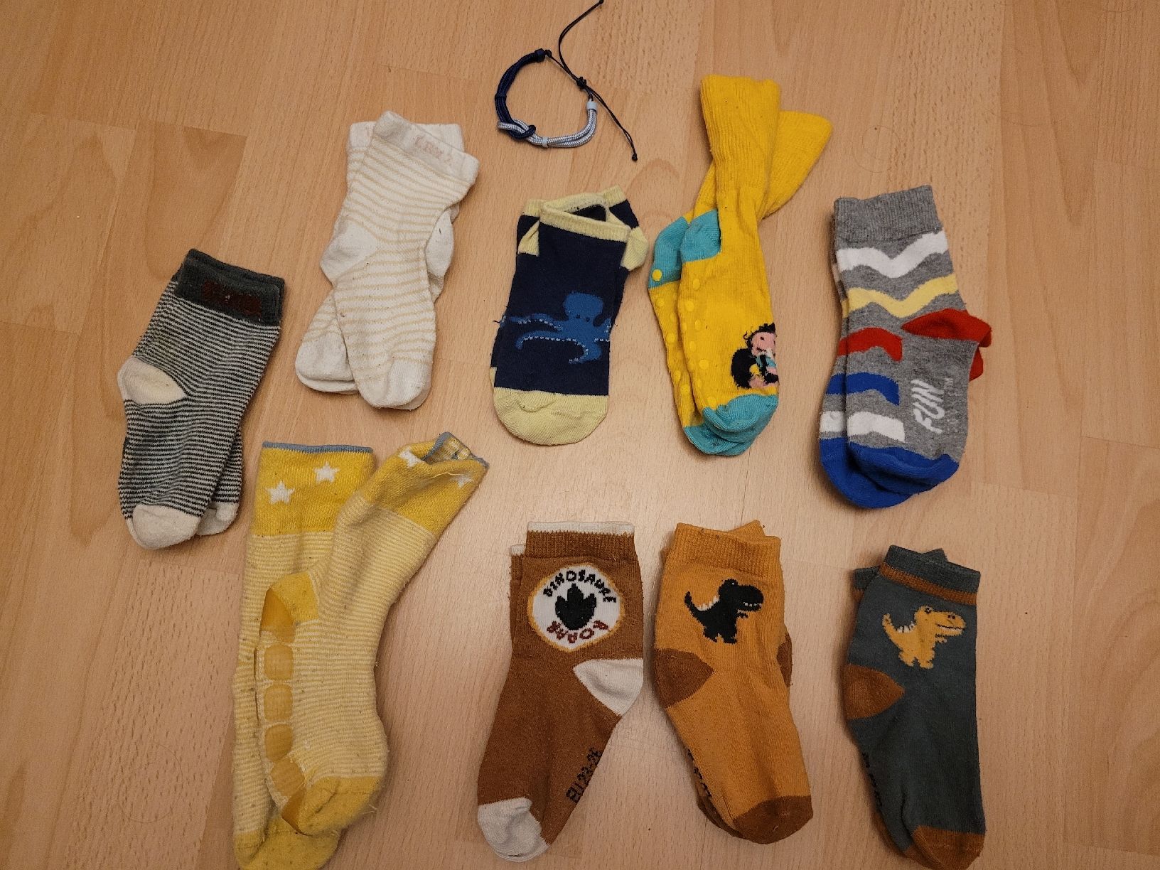 Socken für Kinder: Socjen gr. 23-26 und Armchetteli – Gebraucht aus Inwil von Flower2325