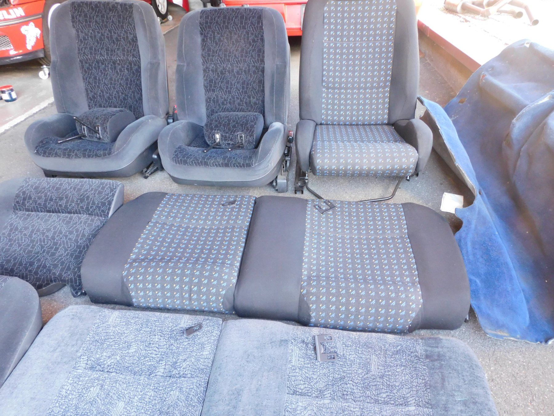 Renault Tutti pezzi di ricambio auto: Clio 1,8 16V & Williams Sitze /Teppich – Usato da Schwanden Sigrisw venduto da Schwanden03 1