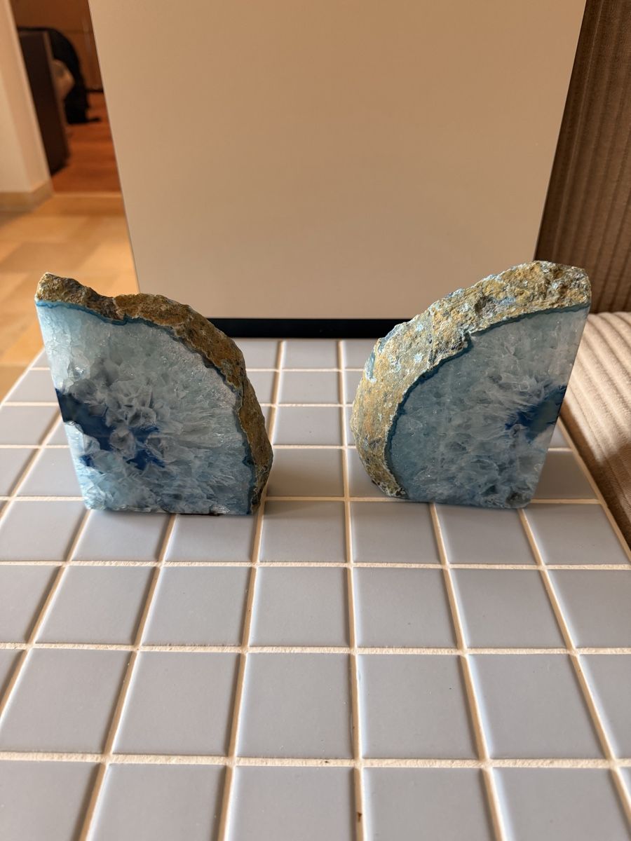 Tutte le decorazioni: Agate Bookends, A Stunning Set, Blue Tones, Stone Decor – Usato da Altendorf venduto da gio_86dc 1