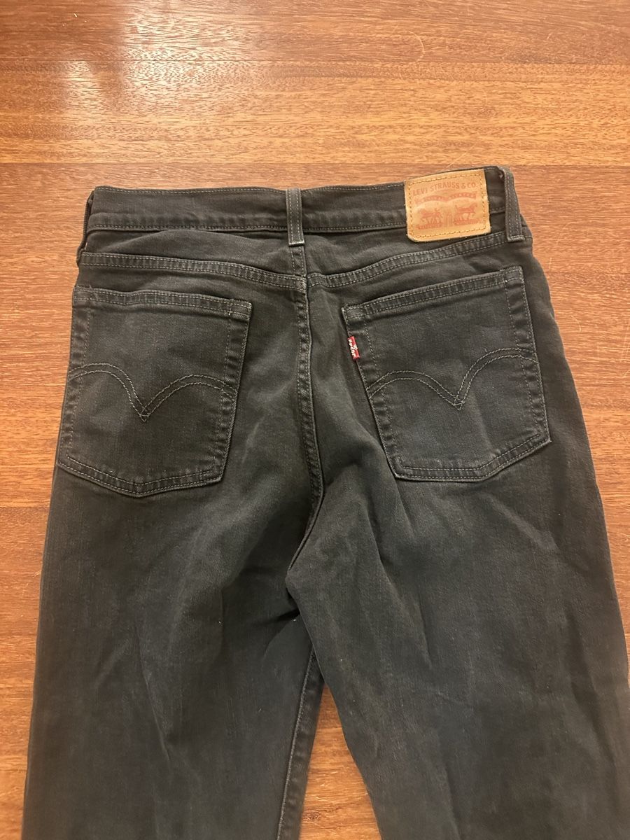 Levi's Jeans: Levi’s dark grey / black jeans size 29 – Usato da St. Niklausen LU venduto da lau_259n