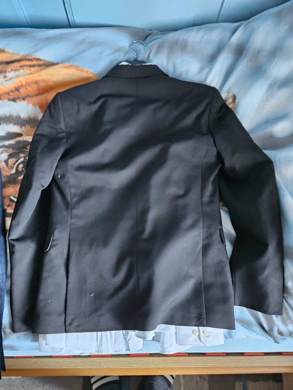 Completi: Costume élégant + chemise – Nuovo (secondo la descrizione) da Ferpicloz venduto da Olivier_Jut 1