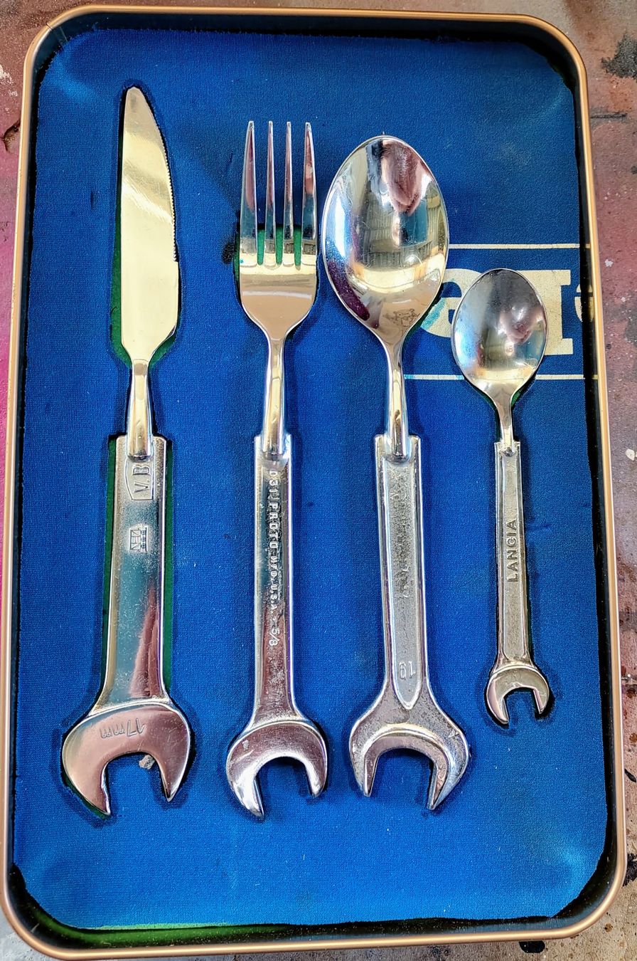Set di posate: Couverts de table «originaux» – Usato da Payerne venduto da Jogy_yz54