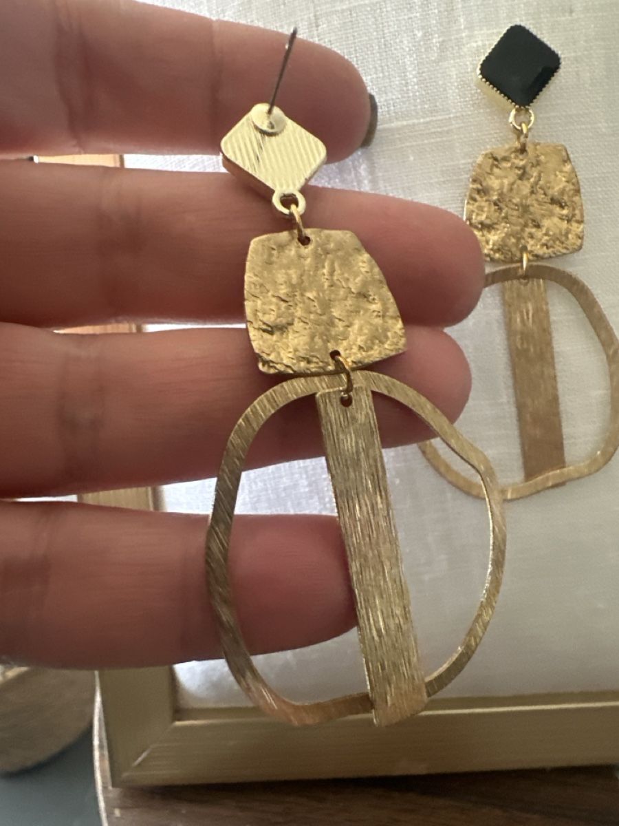 Ohrringe & -stecker: Statement Earrings Gold Tone Black Geometric Design – Gebraucht aus Bouveret von dou_g8q7 3