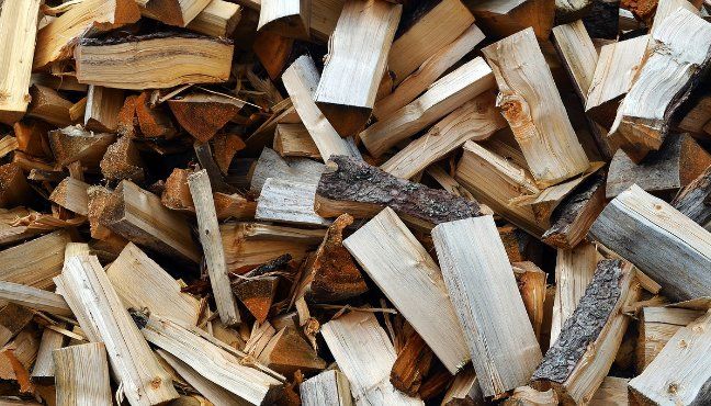 Holzartikel: Brennholz Firewood Cheminèeholz – Neu und originalverpackt aus Unterägeri von mar_6mls 2