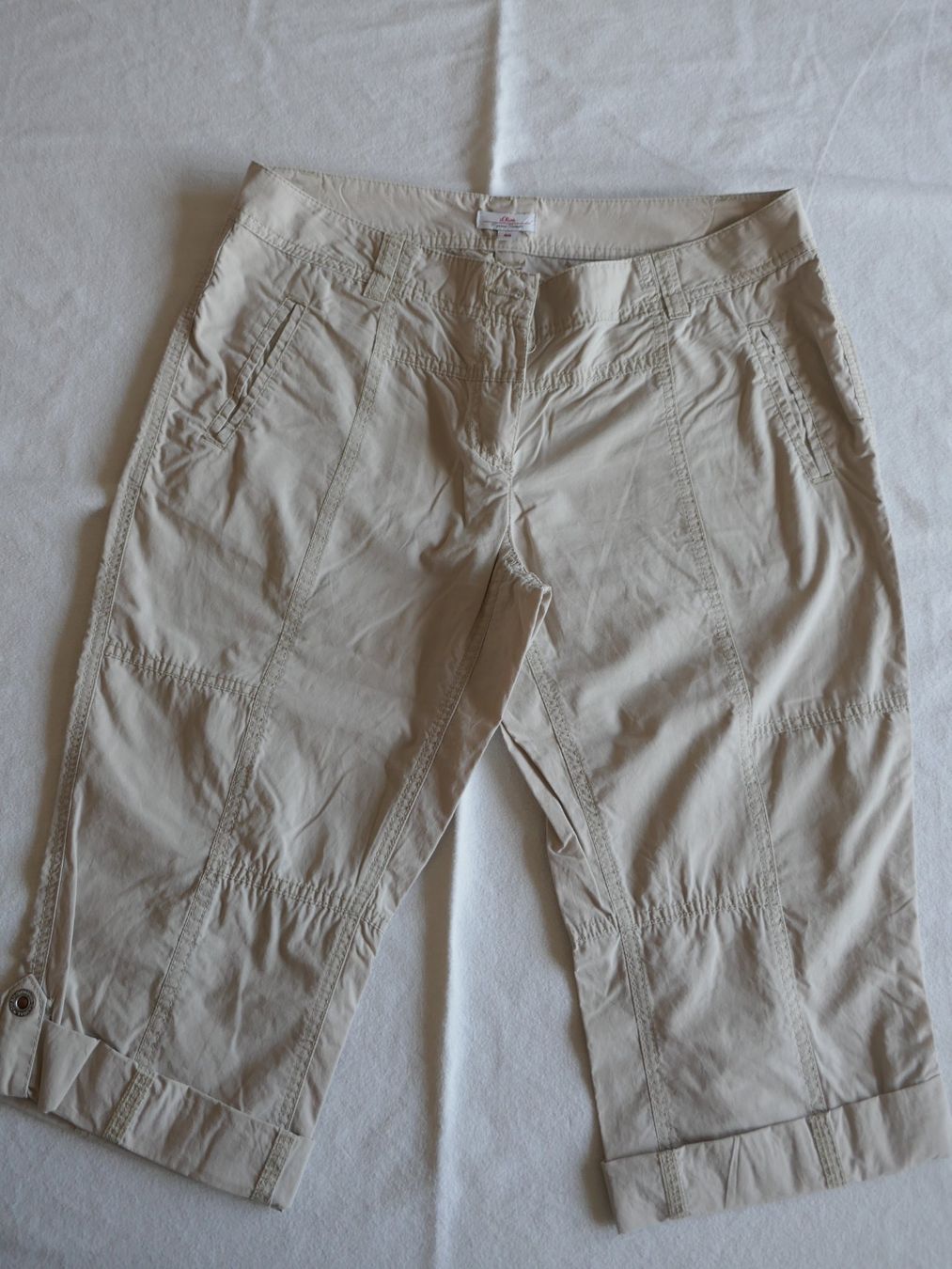 S.Oliver Pantaloni: FAST NEU !  S.OLIVER  leichte Caprihose beige – Usato da Volketswil venduto da Cobra22 1