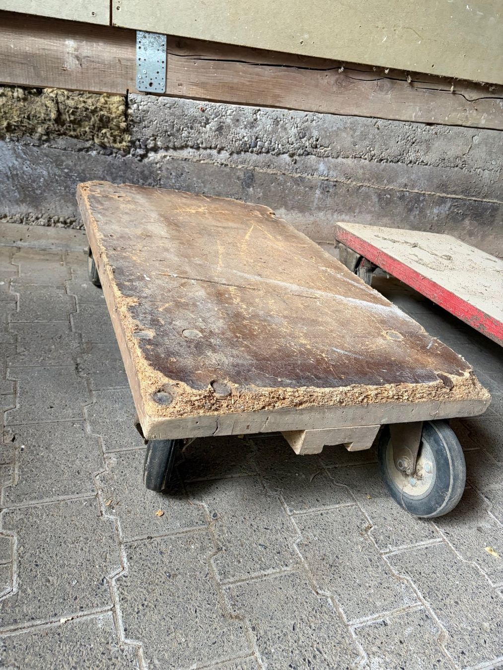 Tutti gli attrezzi: Wagen aus der Werkstatt – Usato da Rothrist venduto da SchHunWerGmbH 2