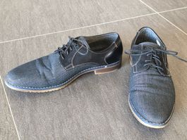 Schwarze Halbschuhe - Grösse 44