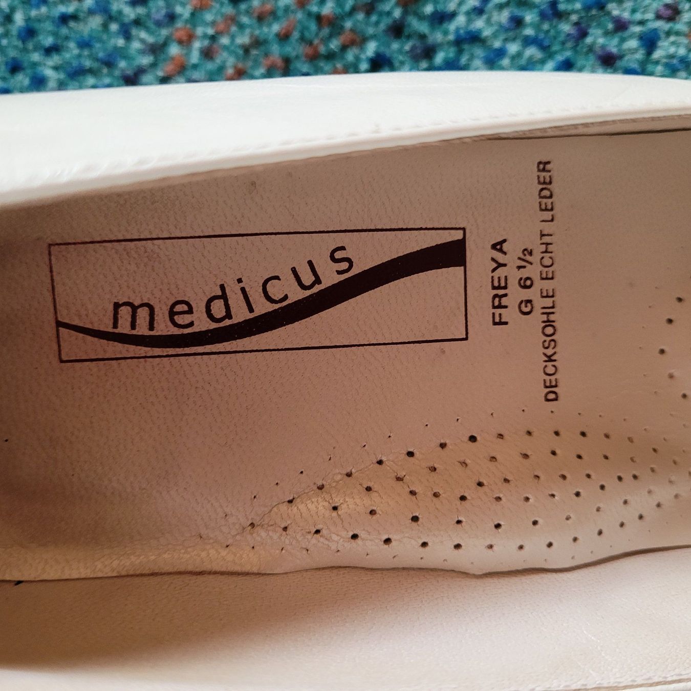 Scarpe da donna: beiger bequemer Pumps von Medicus – Usato da Hondrich venduto da Ebro01 3