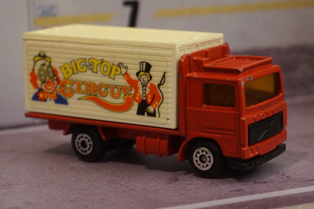 Matchbox Volvo Big Top Circus COOL !!!!!!!!!! (Gebraucht) in Reiden für ...