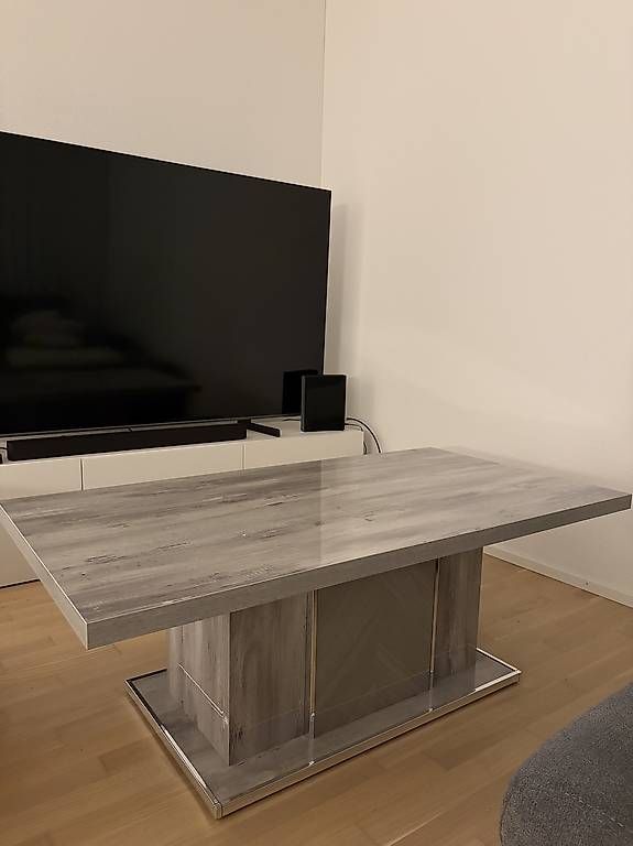 Mobili TV: Couchtisch Grau/Silber – Usato da Reiden venduto da hat_ff8g