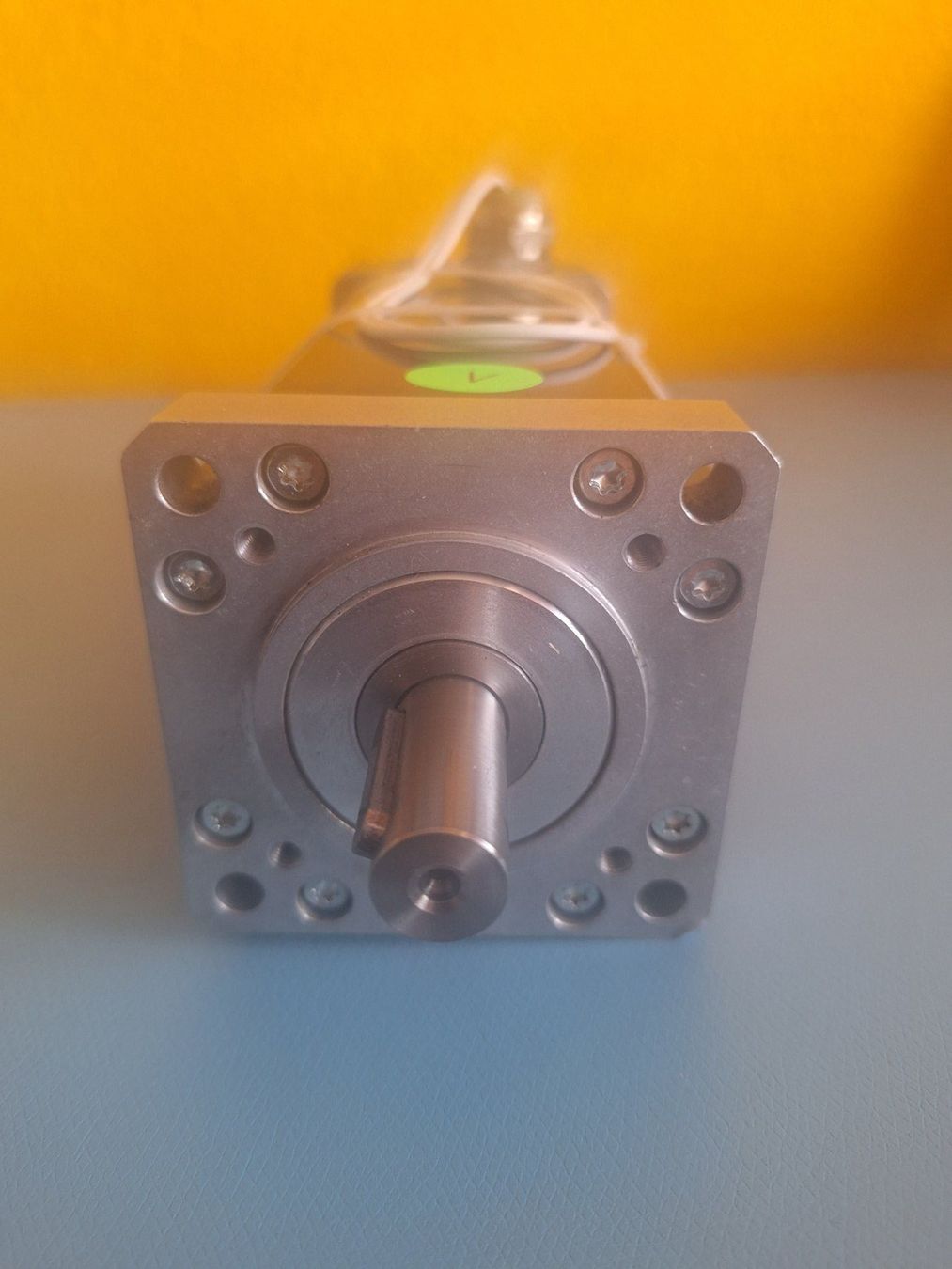 Maxon Motori: Maxon DC Motor 250 Watt / 24 Volt – Usato da Richterswil venduto da mutzli72 1
