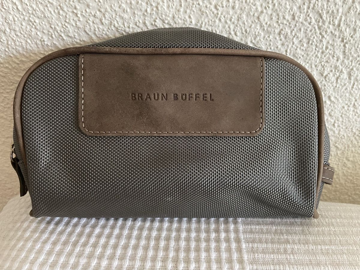 Trousses de maquillage: Kosmetiktasche Braun Büffel – D'occasion à Münchenbuchsee par hamama18