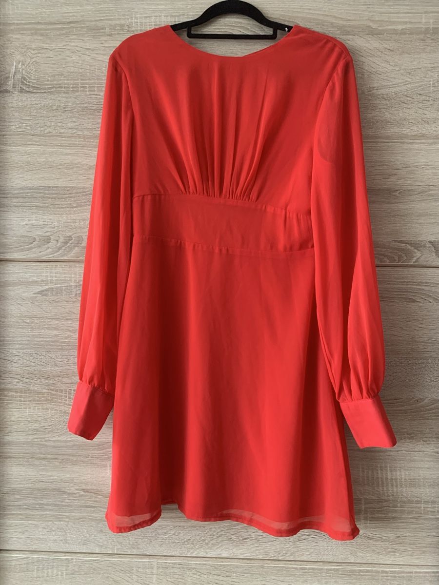 Vestiti: Robe rouge chic – Nuovo (secondo la descrizione) da Montreux venduto da Izapeche811