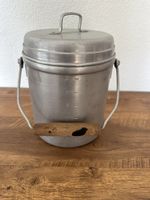 Ancien pot à lait en aluminium avec couvercle vintage. 3L