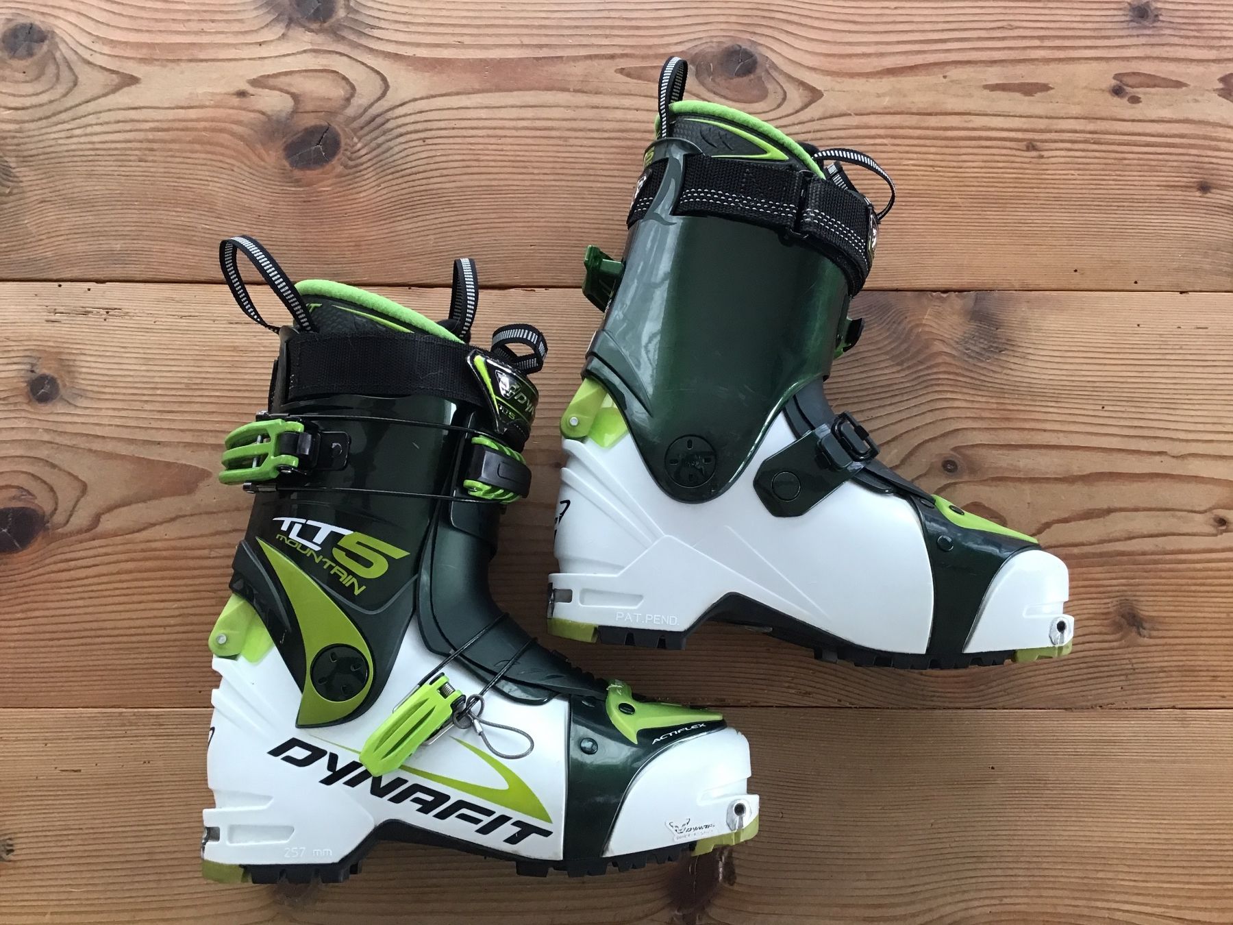Dynafit Chaussures femmes: Dynafit TLT5 Mountain Grösse 23.5 – D'occasion à Malans GR par merlot03