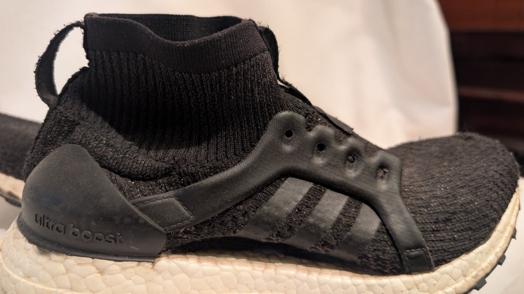 Adidas Herrenschuhe: Adidas Ultra Boost Sneaker Laufschuhe Gr. 38 – Gebraucht aus Sarmenstorf von T.Sunl8 1