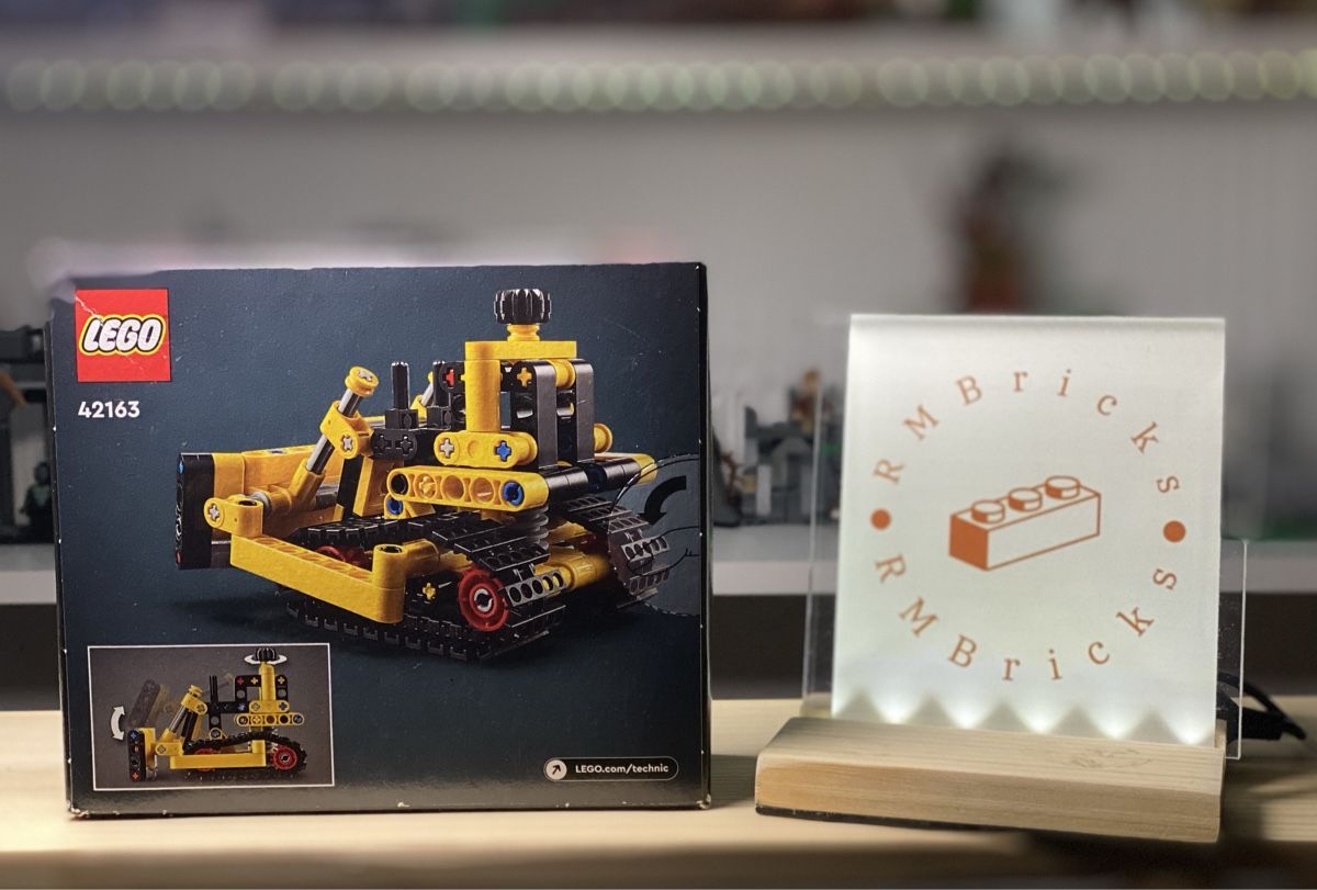 Lego Kit di costruzioni: Lego Technic Heavy-Duty Bulldozer 42163 – Nuovo e nell'imballaggio originale da Appenzell venduto da RMBricks 1