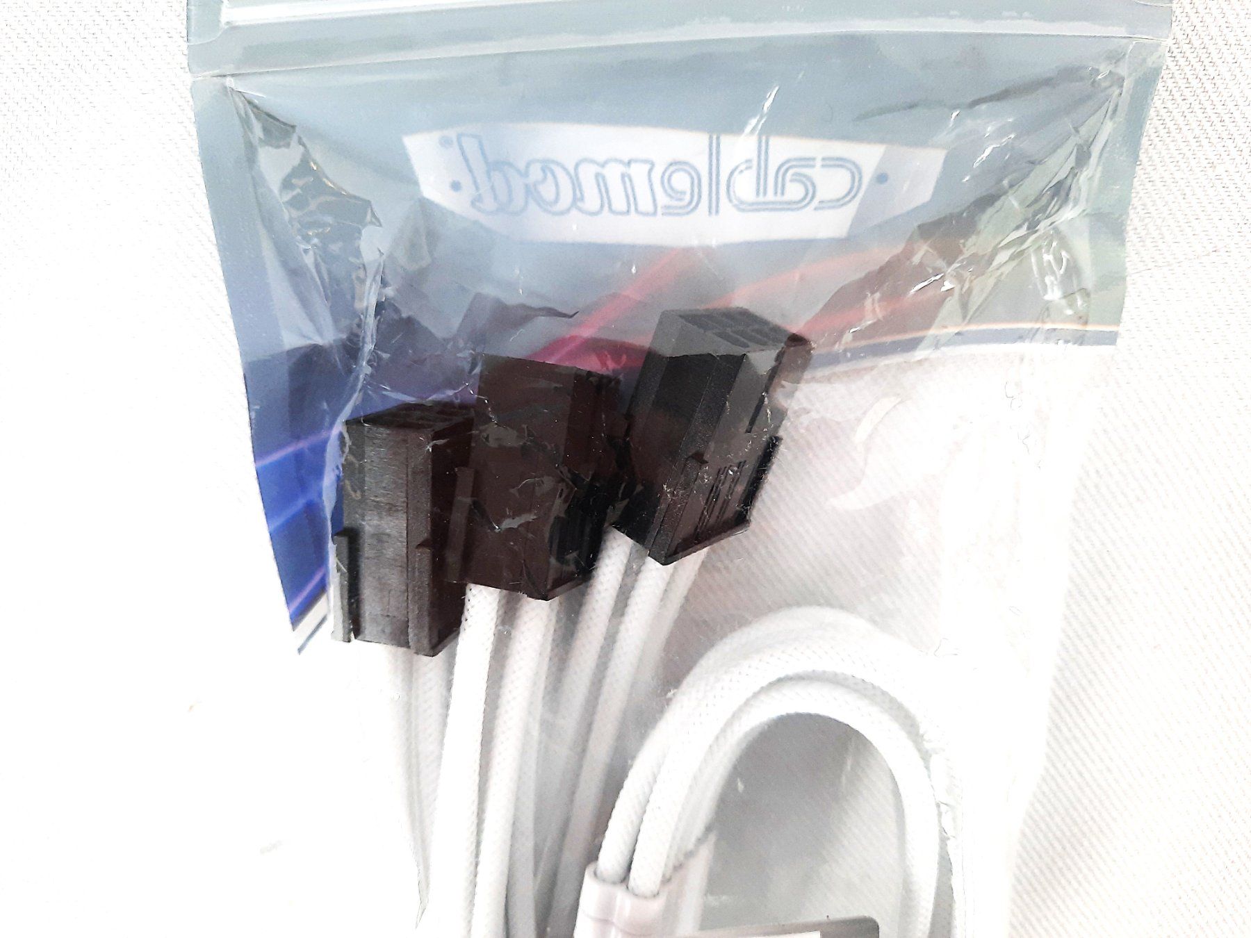 Cablemod Cavi: CABLEMOD-PRO-ModMesh-45 cm – Nuovo (secondo la descrizione) da Beinwil am See venduto da Restwert_Beinwil 4